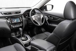 nissan-x-trail-2015-dash