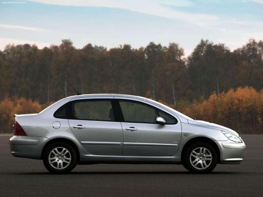 peugeot-307_sedan_2-0-2004-1024-18