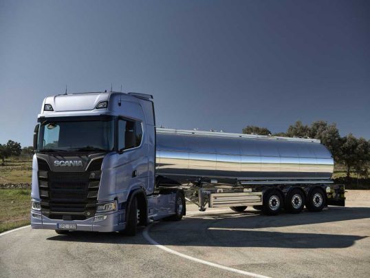 scania-s730-2017-4x2-02