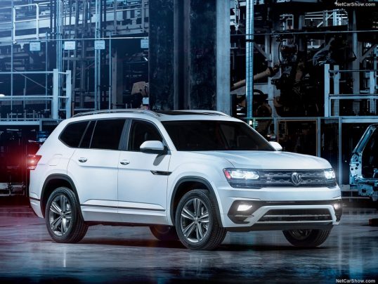 volkswagen-atlas-2018-r-line-01