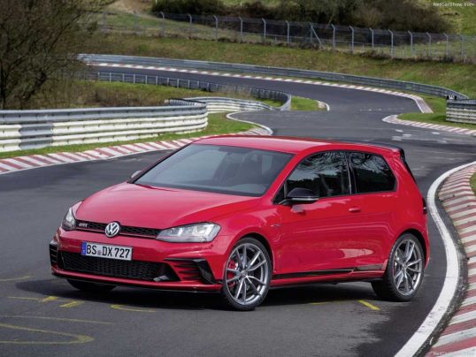 volkswagen-golf-2017-gti-cl