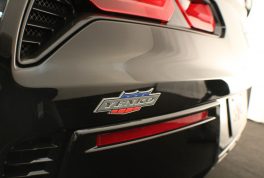 yenko-2017-chevrolet-corvette-rear-badge-02