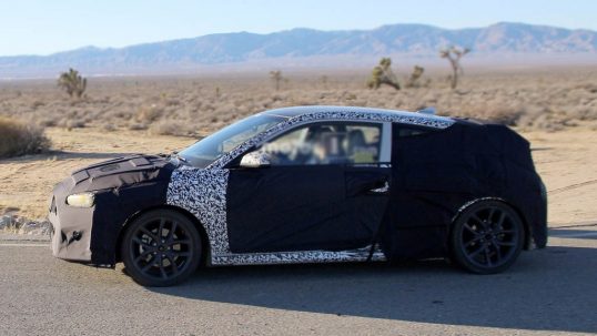 hyundai-veloster-spy-3