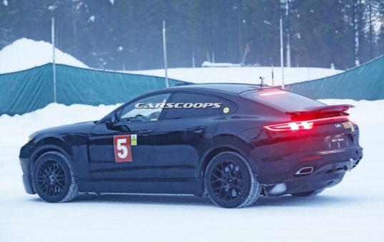 porsche-cayenne-coupe-mule-ev-spy-3