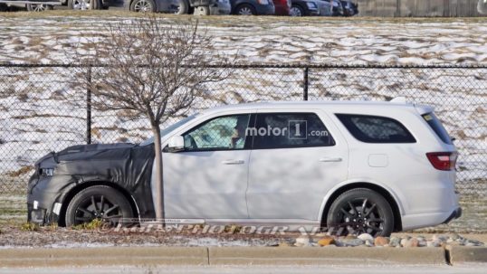 possible-dodge-durango-hellcat-spy-photo3