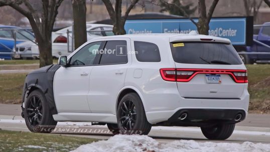 possible-dodge-durango-hellcat-spy-photo4