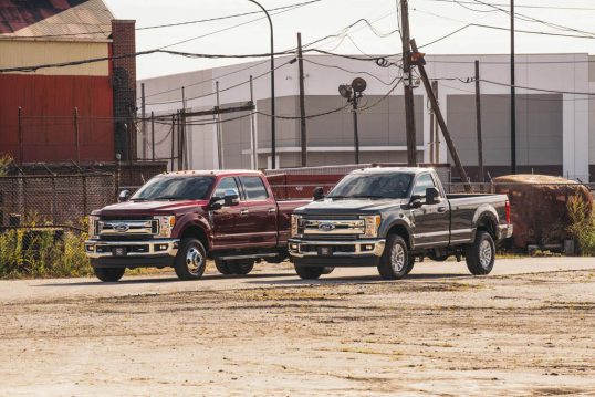 2017-ford-f-250-lariat-4x4-and-2017-ford-f-350-lariat-4x4-67l-front-three-quarter