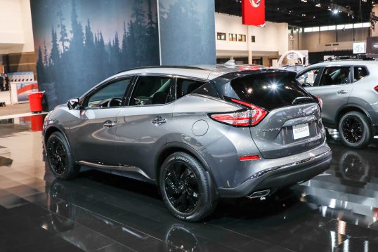 2017-nissan-murano-platinum-midnight-edition-rear-three-quarter