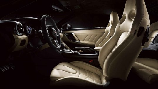 2017-nissan-gtr-ivory-leather-interior-original