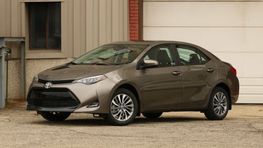 2017-toyota-corolla-review