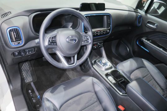 2018-gac-trumpchi-ge3-interior-1