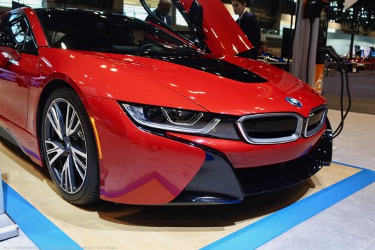 bmw-i8-protonic-red-chicago-auto-show-2017-04