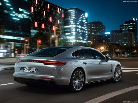 porsche-panamera-2018-turbo-s-e-hybrid-04