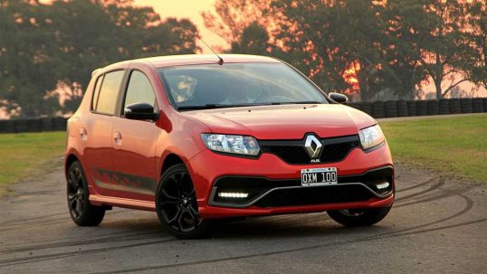 renault-sandero-rs