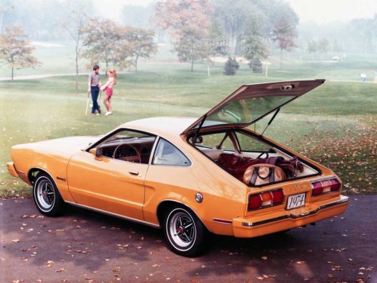 mustang_ii_hatchback_1