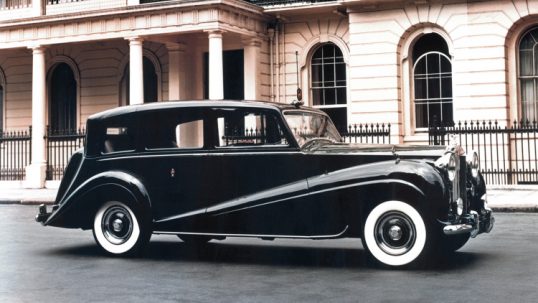 rollsroycephantomiv-1