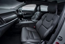v90_d4_awd_cross_country_069