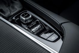 v90_d4_awd_cross_country_086