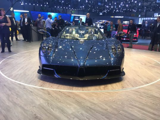 003-pagani-huayra-roadster-geneva