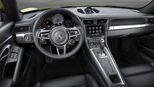 2015-610571porsche-911-carrera-4-targa-41