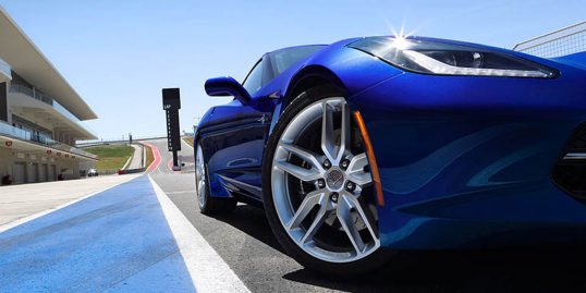 2017-chevrolet-corvette-stingray-sports-car-mo-design