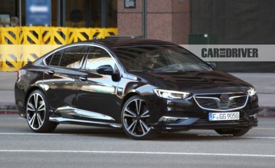 2018-buick-regal-spy-photos-102