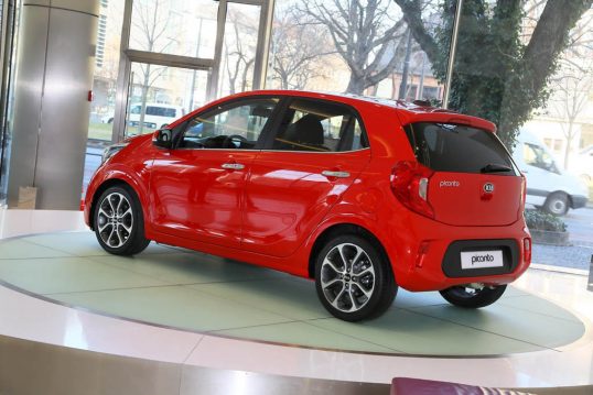 2018-kia-picanto-23