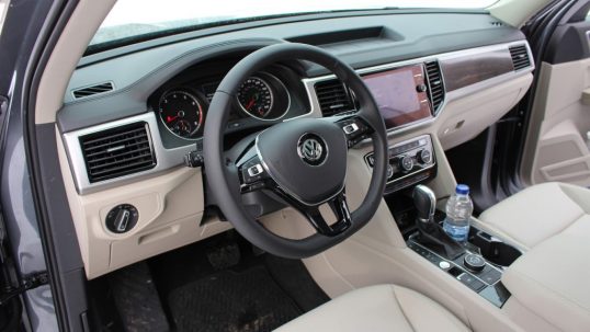 2018-volkswagen-atlas-first-drive13