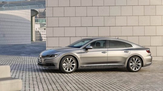 2018-vw-arteon-is-presented-in-geneva03