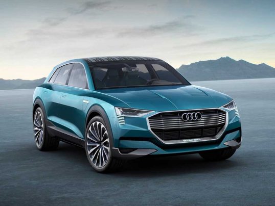 audi-e-tron-quattro-2015-co