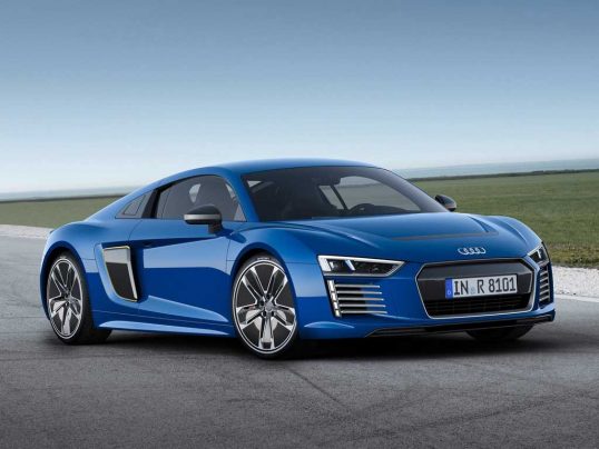 audi-r8-2016-e-tron-01