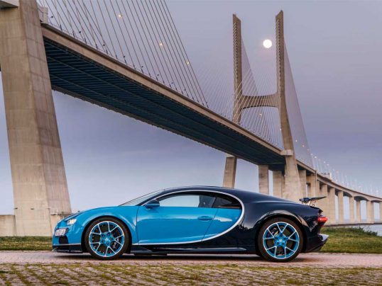 bugatti-chiron-2