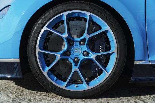 bugatti-chiron-wheels