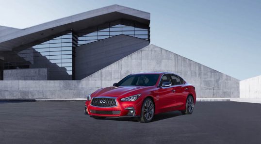 infiniti_q50_my18_001_4000k