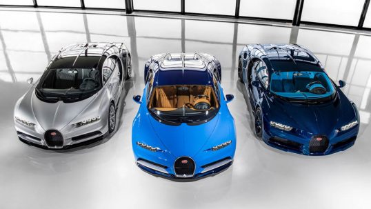first-bugatti-chirons-delivered-to-customers-02