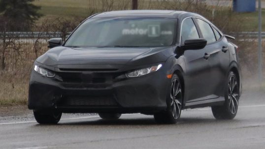 honda-civic-si-sedan-spy-photos