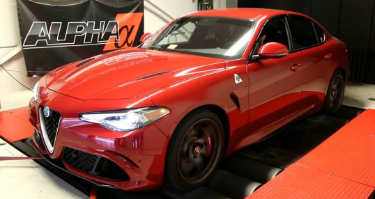 how-much-power-the-alfa-romeo-giulia-quadrifoglio-really-makes-on-the-dyno_1