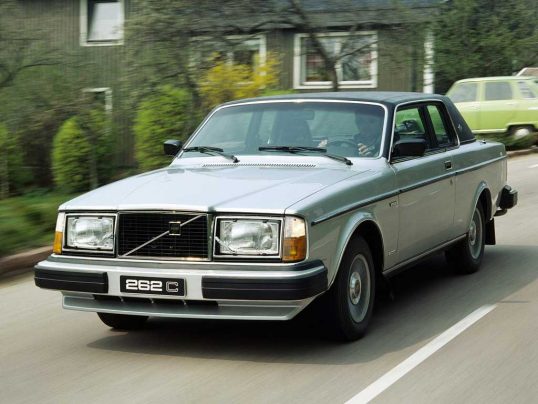 volvo_262_c_9