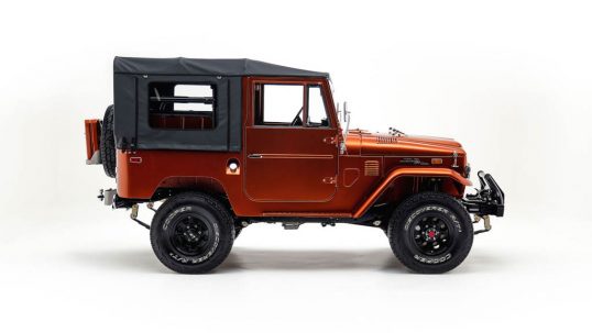 1972-toyota-fj40-land-cruiser-resto-mod-03