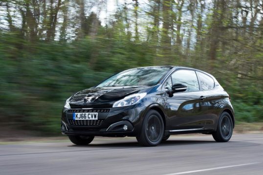 1peugeot208reviewapril2017