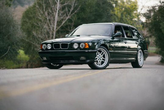 2-bmw-m5-wagon