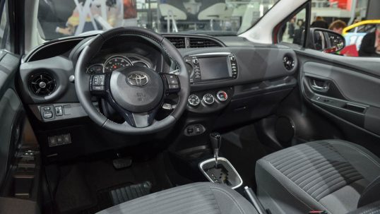 2017-toyota-yaris-new-york-2017-05