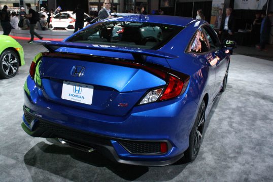 2018-honda-civic-si-21