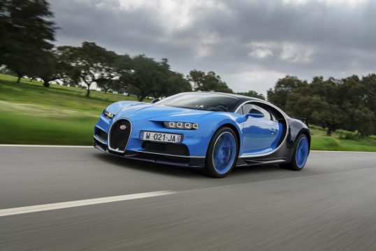 bugatti-chiron-front-three-quarter-in-motion-03