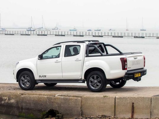 isuzu-d-max-2017-1600-14