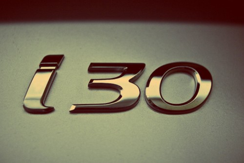 hyundai i30 logo