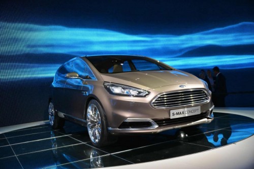 Ford S-MAX Concept live at 2013 Frankfurt Motor Show 