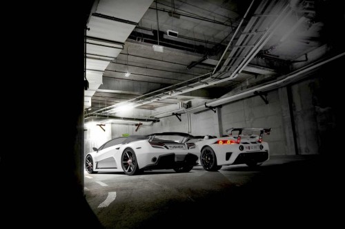 Tushek Forego T700 (left) Tushek Renovatio T500 (right) 