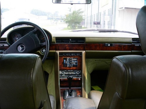 Mercedes-Benz 450 SEL 6.9