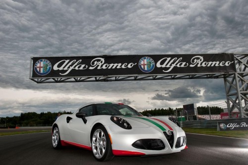 Alfa Romeo 4C safety car